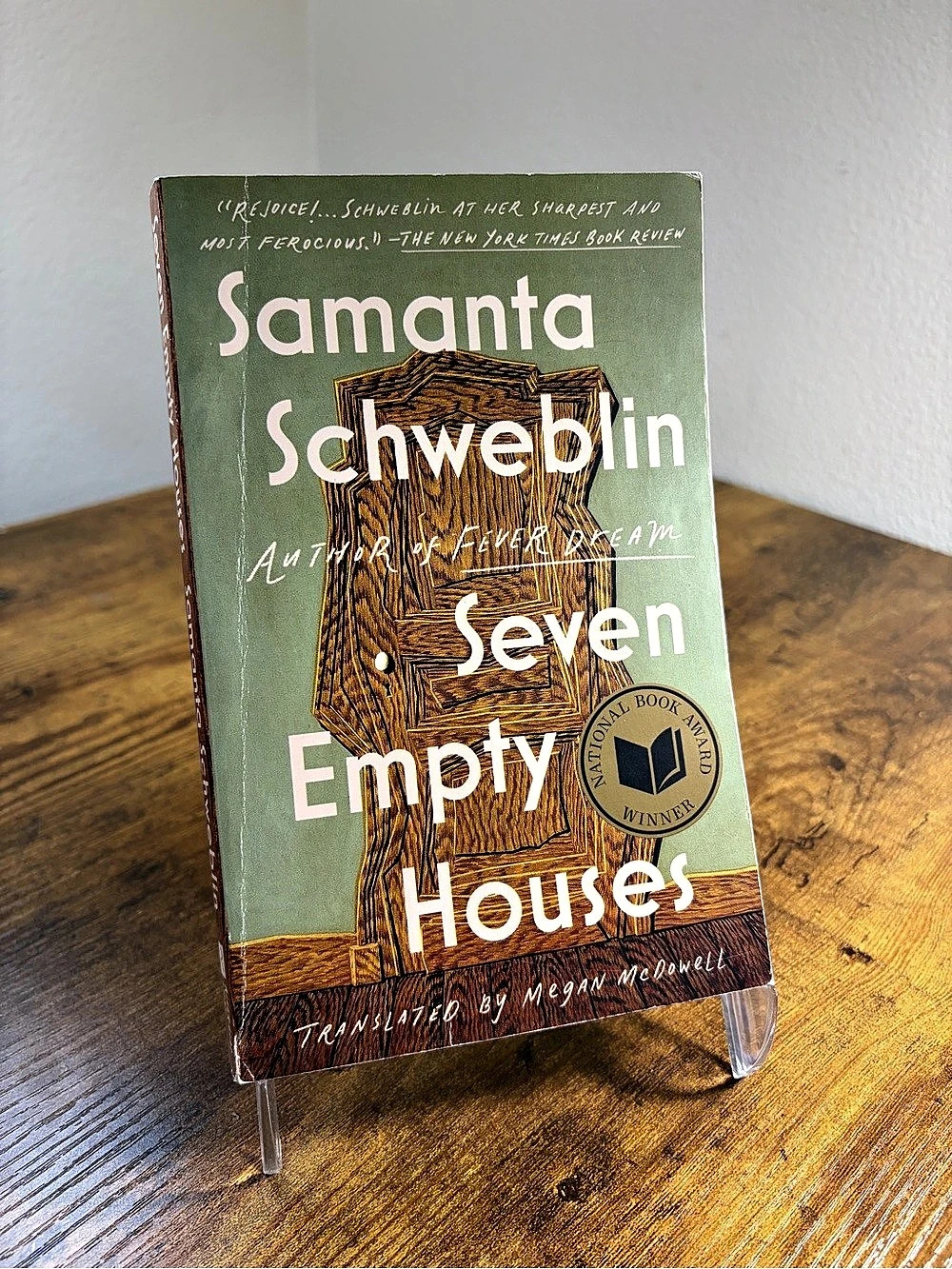 Riverhead Books Seven Empty Houses Paperback Novel Green & Brown